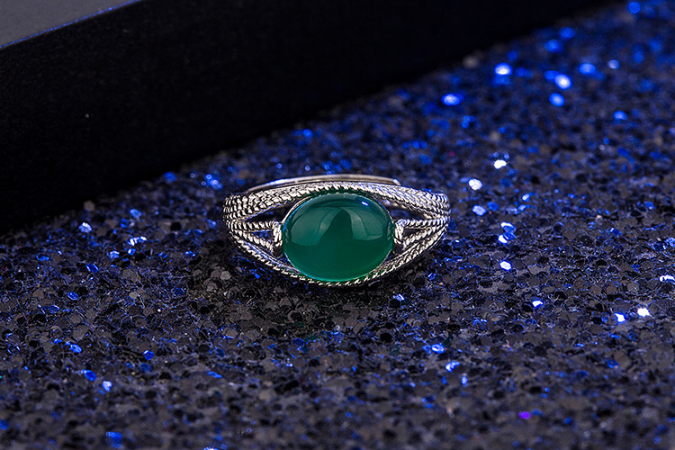 韩版和田碧玉戒指女镶嵌绿玉髓戒指指环复古绿玛瑙戒指时尚首饰