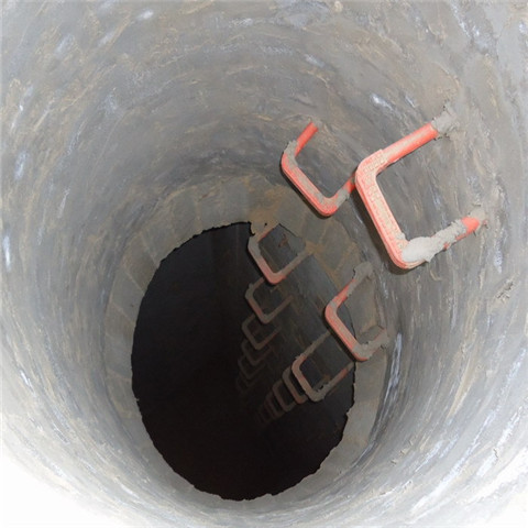 定制塑钢爬梯 塑钢踏步 检查井污水井爬梯 包塑爬梯批发