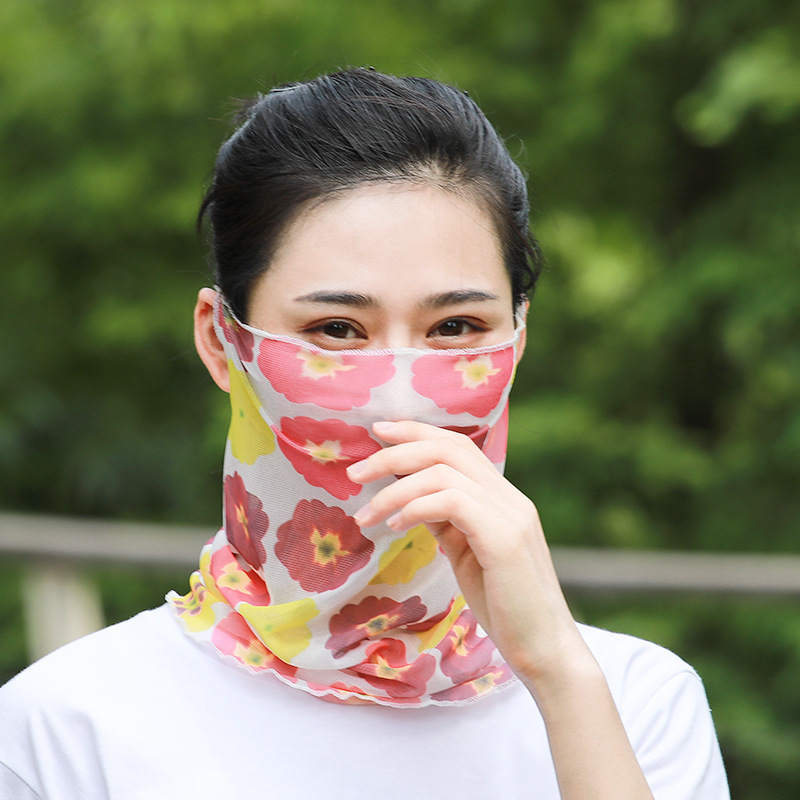 厂家直销女士夏季防晒面纱冰丝面罩花样百搭防尘遮面超薄透气口罩