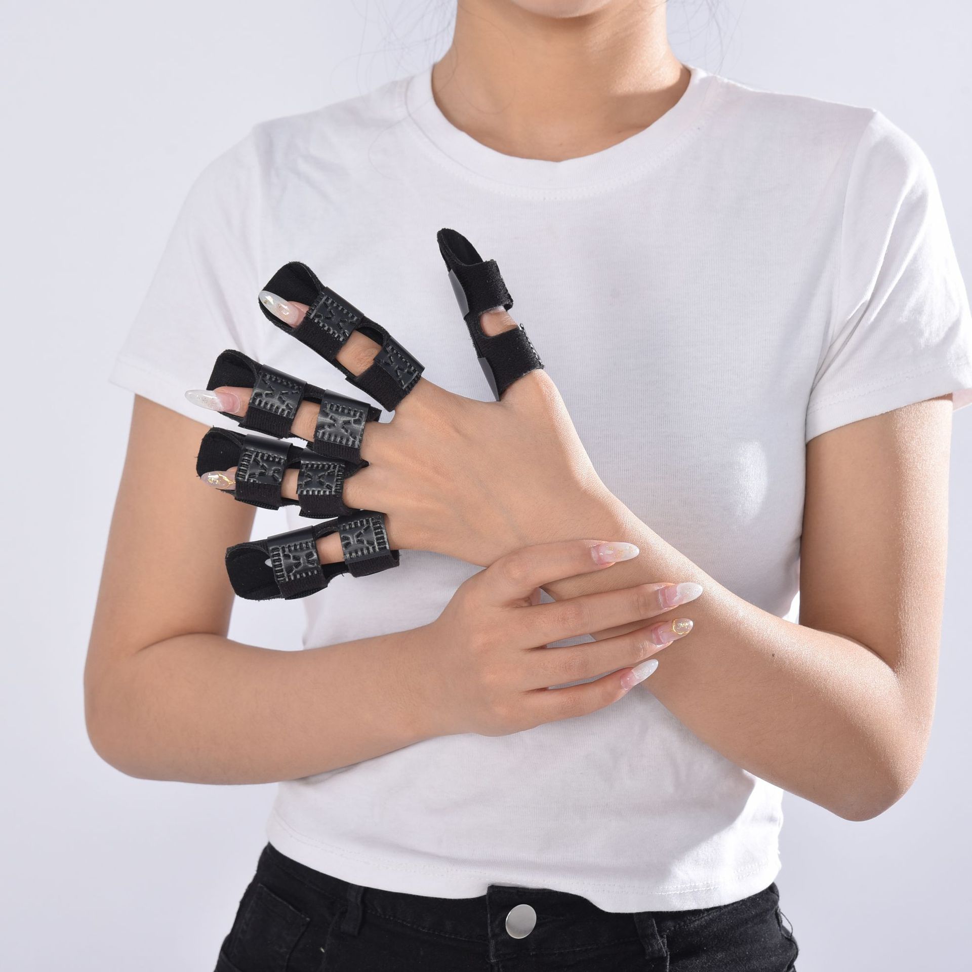 指骨夹手指骨折固定夹 冲孔透气手指夹板手指托板 护指套指骨板