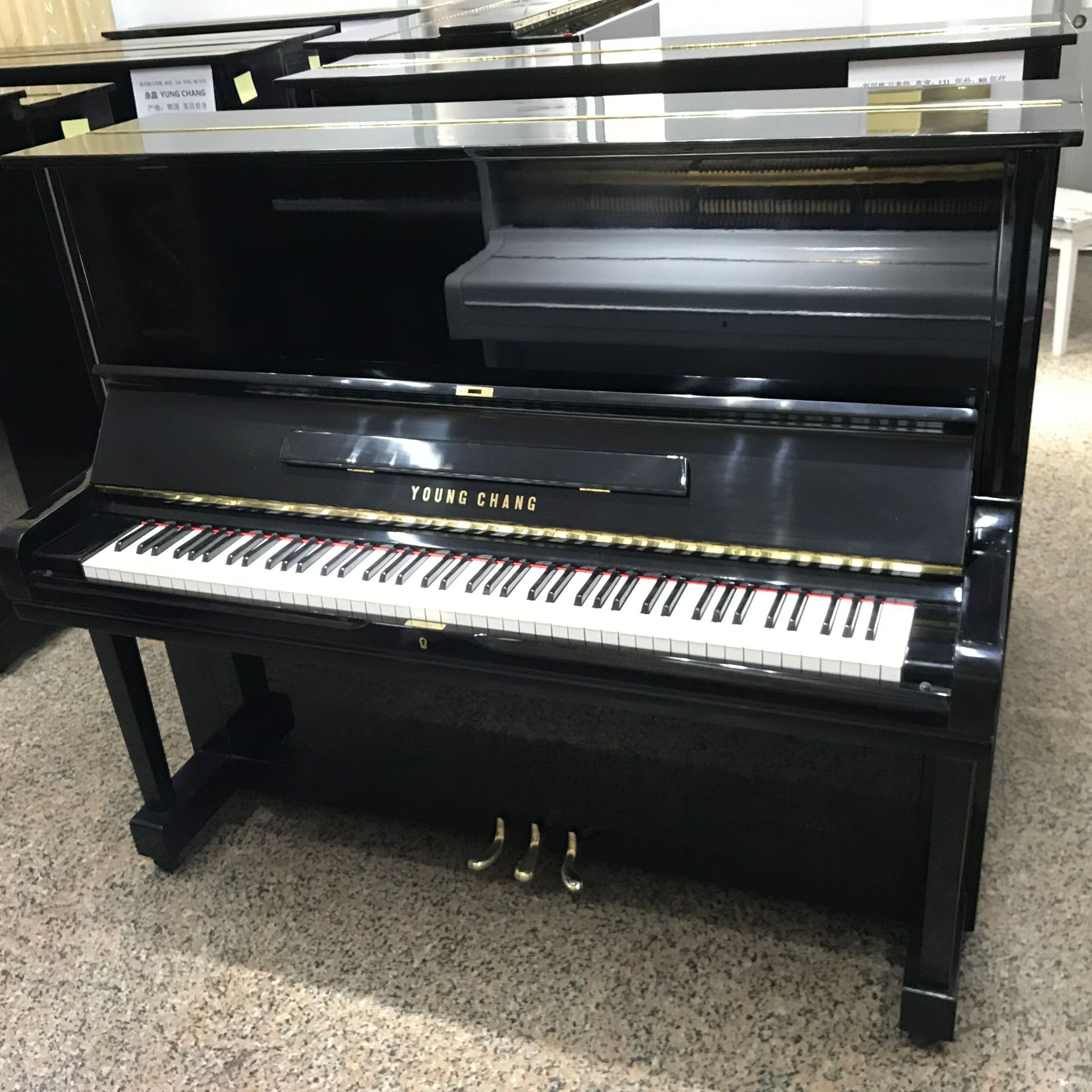 商品描述儿童专用否颜色英昌u3黑色,英昌u3白色,好路歌黑色,好路歌