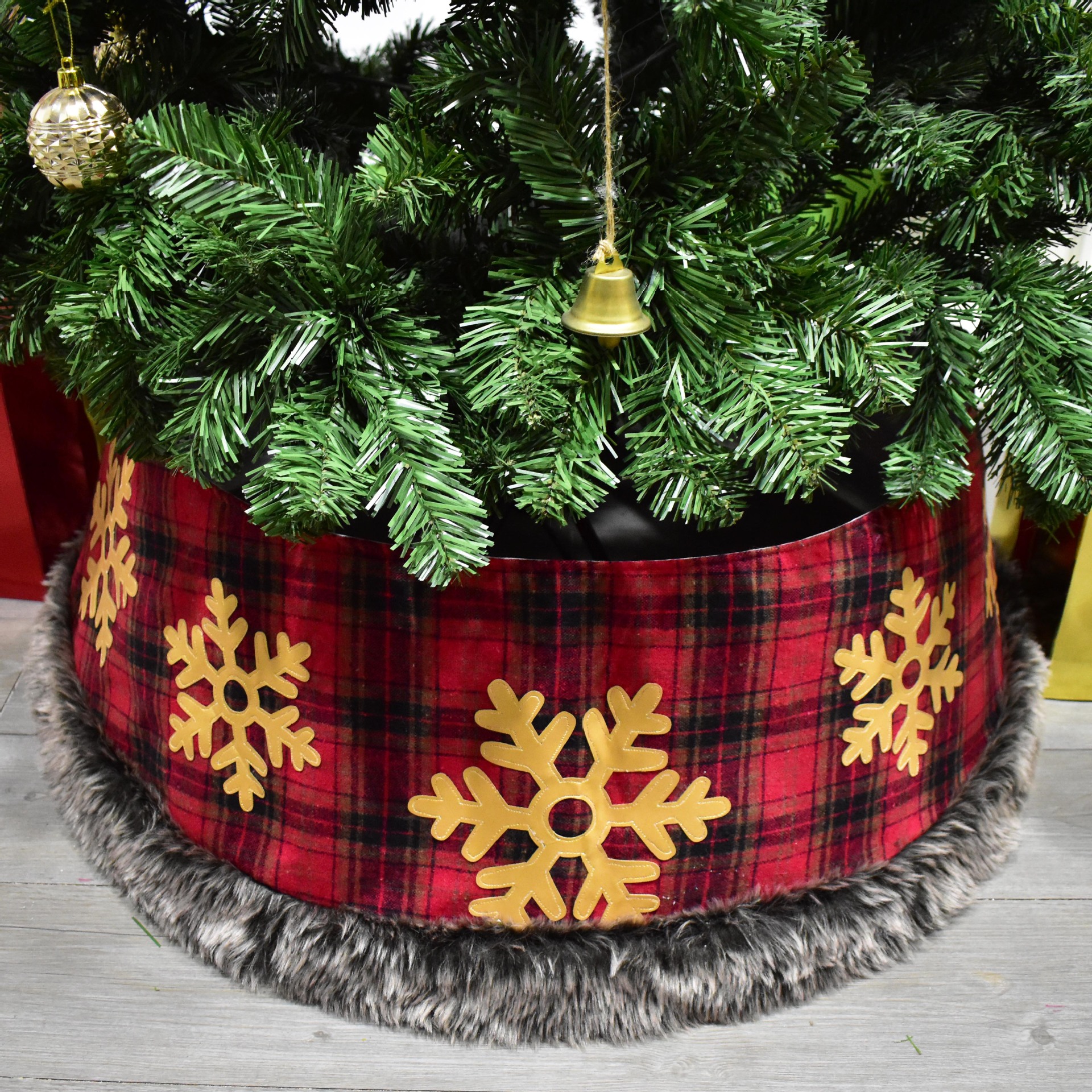 2020跨境热卖圣诞树裙 圣诞树底部装饰树裙格子金色雪花树裙围裙