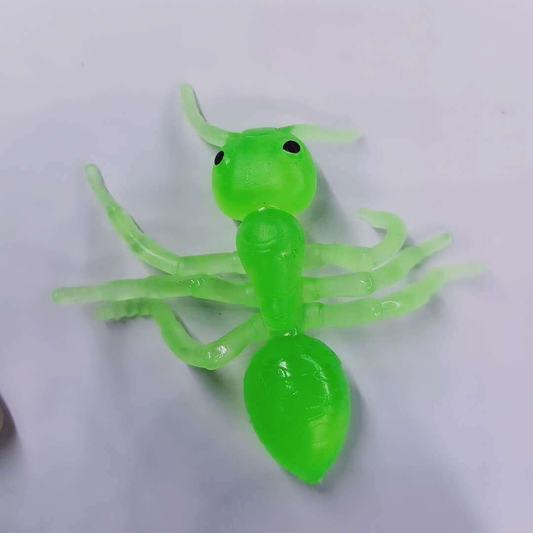 仿真蚂蚁软胶大蚂蚁塑胶蚂蚁大小号爬虫幼儿园儿童玩具蚂蚁模型