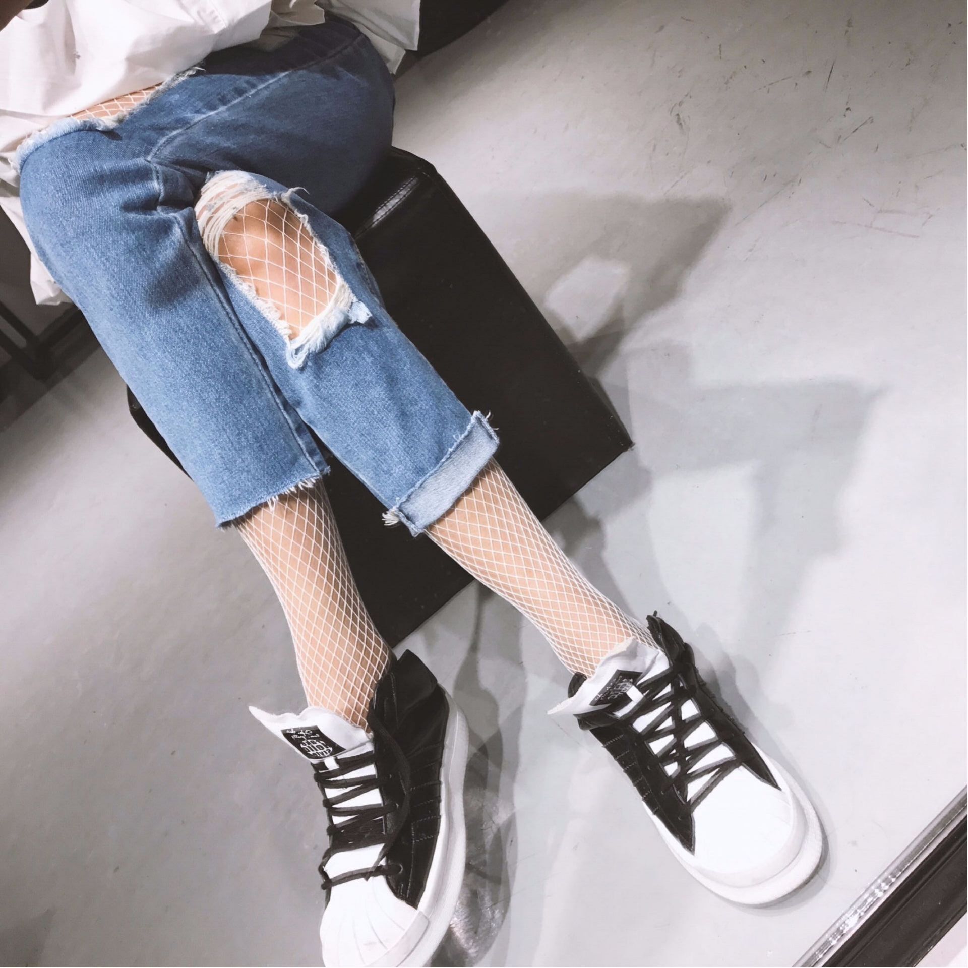 渔网袜韩国连裤袜 黑白色镂空鱼网袜 性感日系网格丝袜长筒袜女