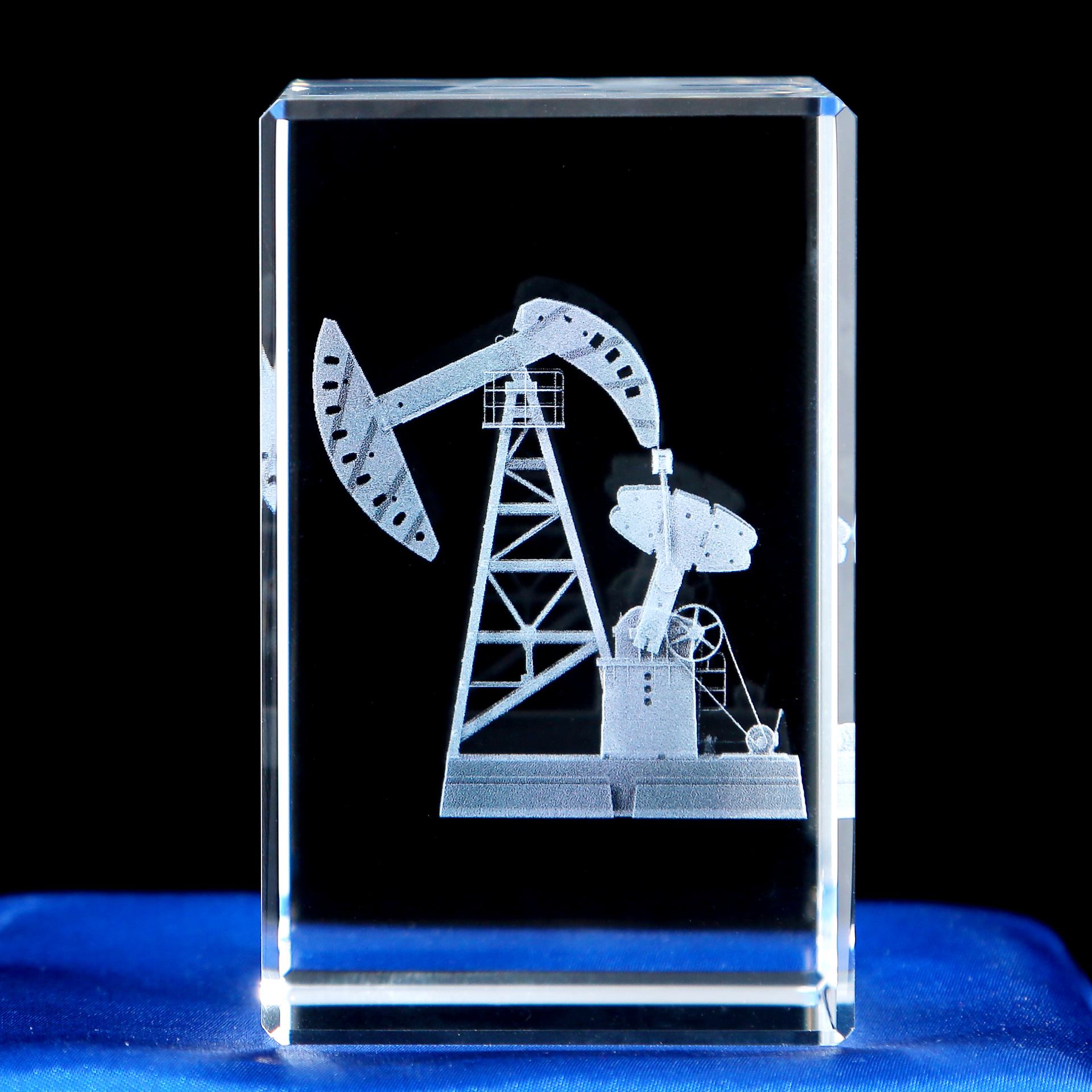 水晶内雕抽油机石油纪念品提油机水晶工艺品庆典商务礼品定制logo