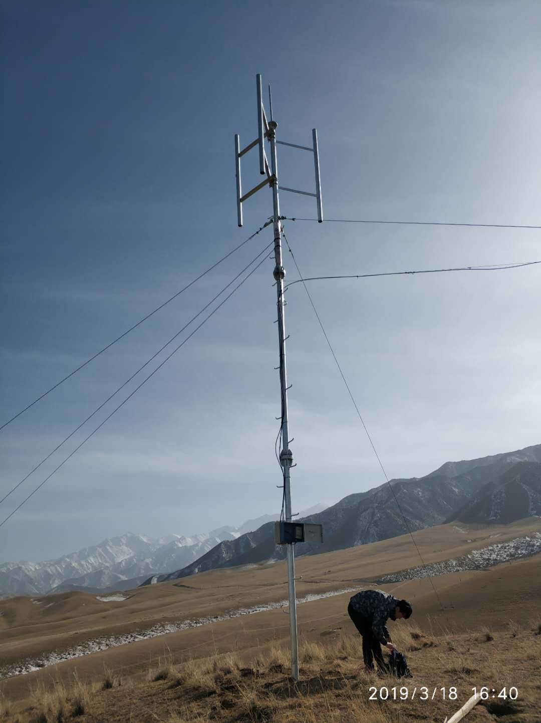 通讯塔厂家楼顶桅杆楼顶附墙抱杆5g联通5g移动5g电信楼顶配重桅杆