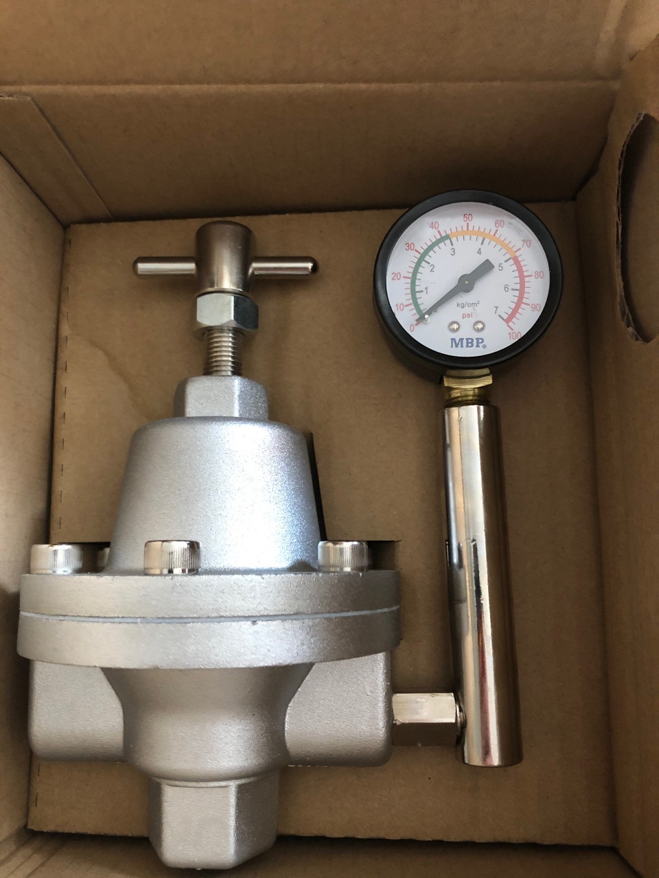 mbp大流量稳压阀