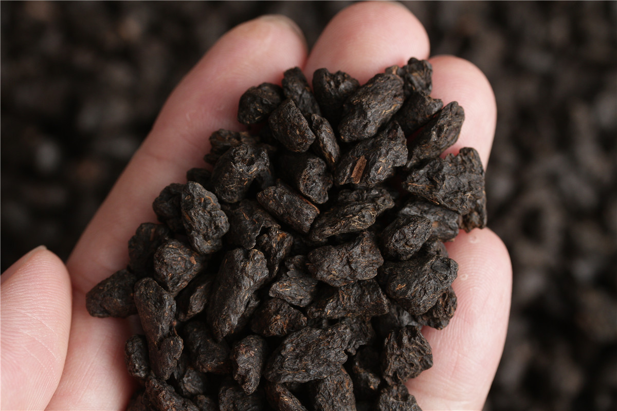 厂家直销批发云南普洱茶 勐海早春精品茶化石 碎银子熟茶散茶500g