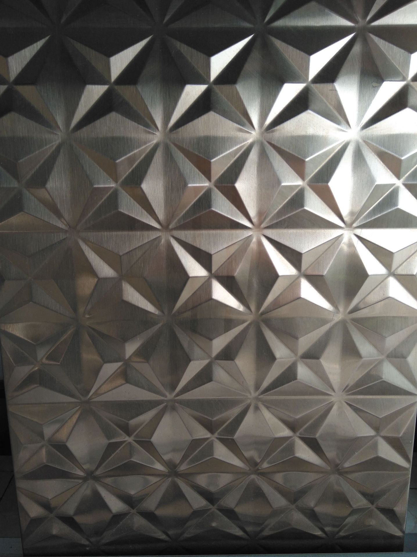 【工厂直销】304不锈钢冲压板 不锈钢凹凸水波纹板金属工程装装潢