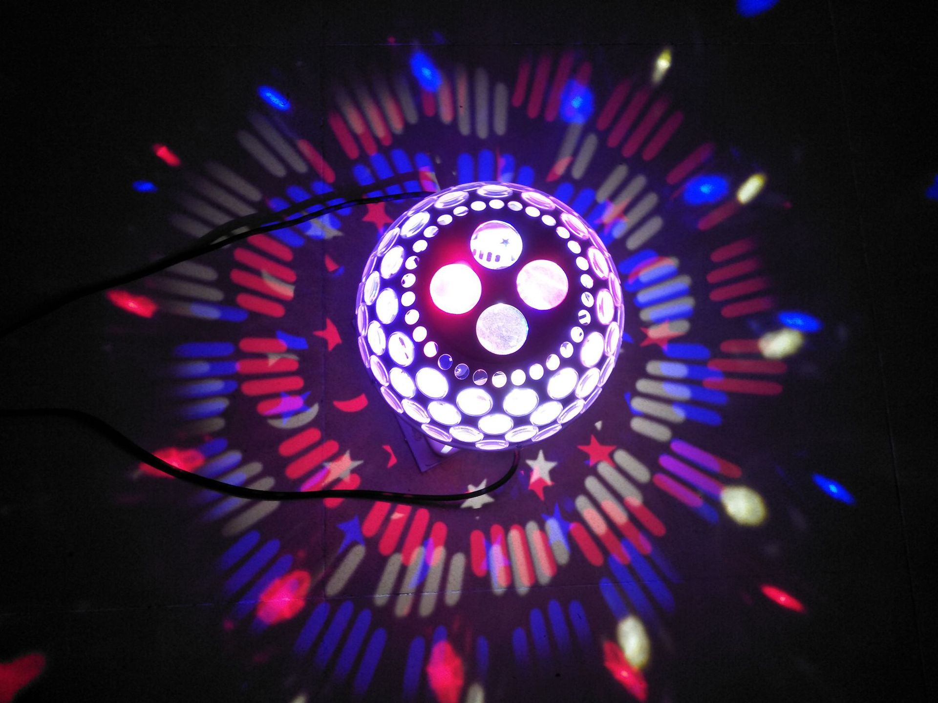 跨境led魔球图案魔球灯笼灯ktv声控闪光灯包房灯跳舞蹦迪酒吧灯