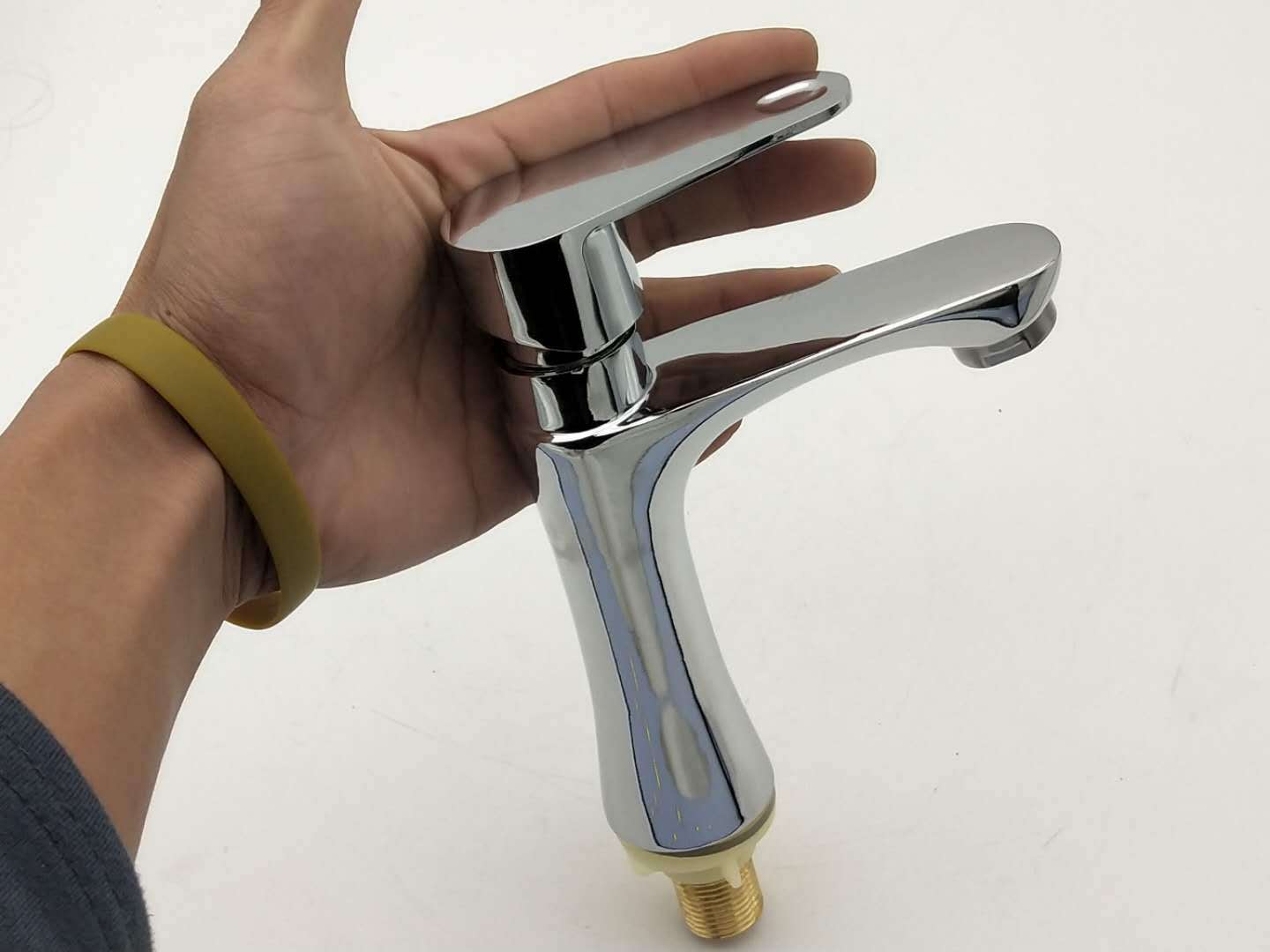 单连式一点红单冷面盆水龙头抬启式卫生间洗手盆脸盆龙头厂家批发