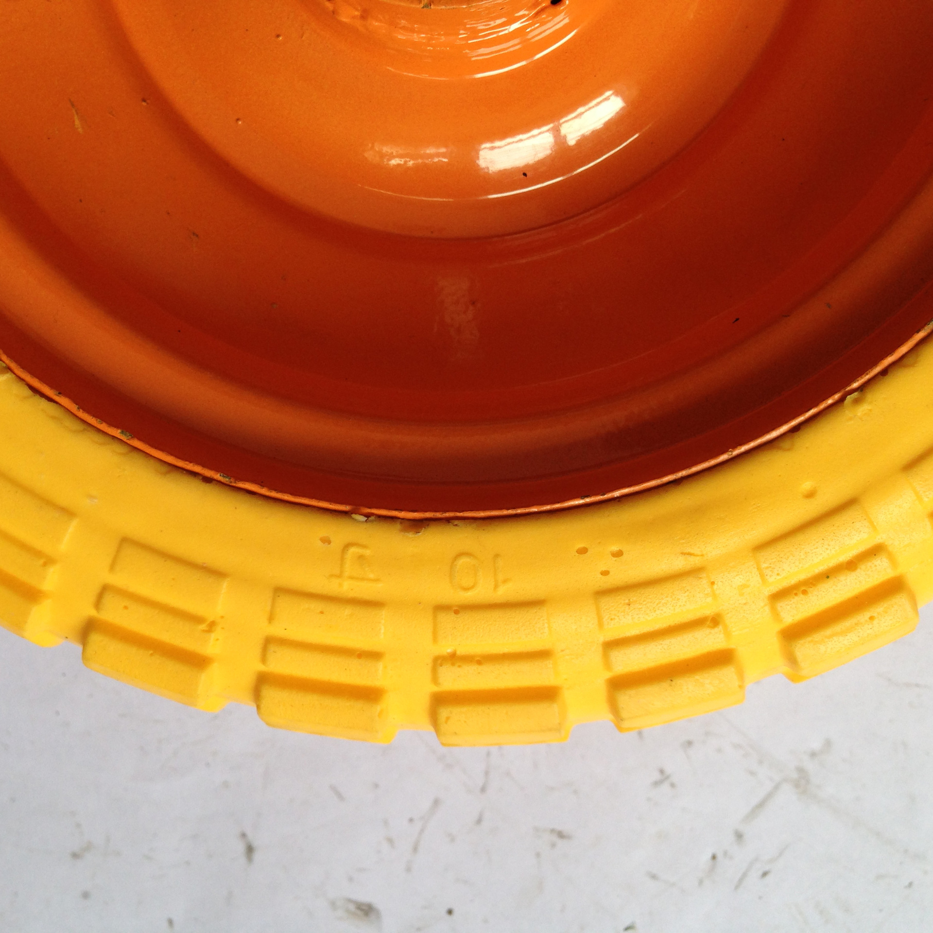 青岛销售实心轮胎手推车工具车轮胎pu发泡轮10寸大花轮