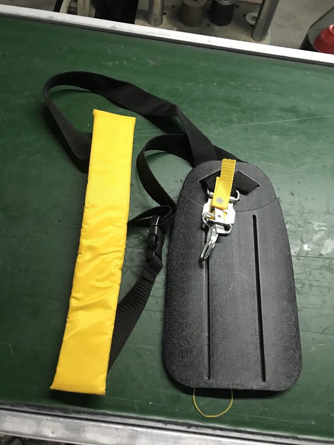 侧挂式背负式割草机双肩背带 精品割灌机高枝锯耐用加厚双沟背带