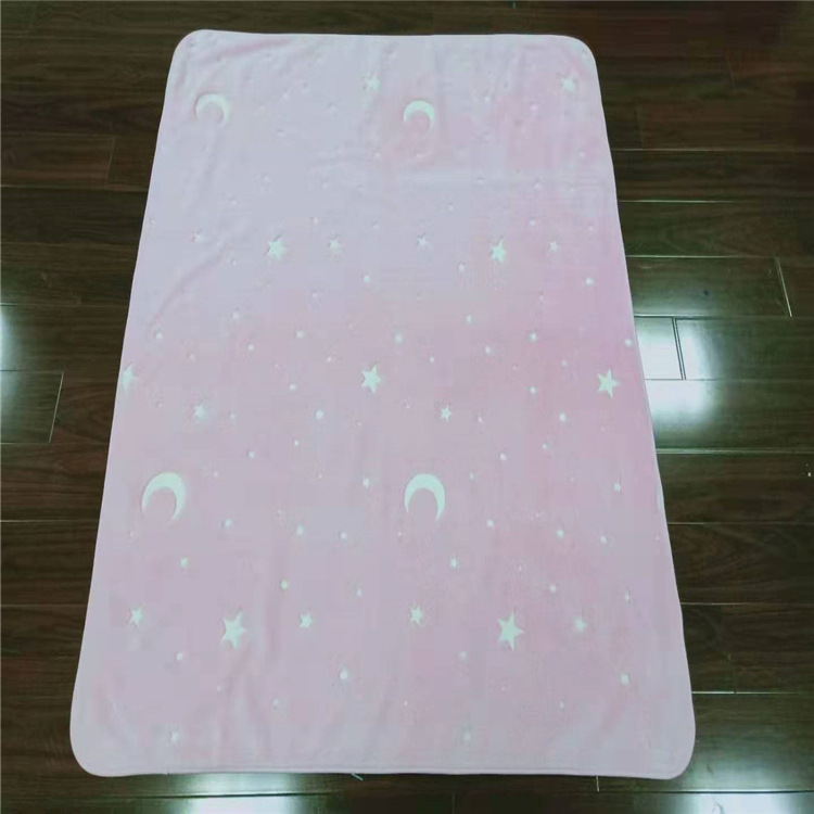 Factory Customized Amazon Luminous Blanket Luminous Star Flannel Multifunctional Children Luminous Blanket Shawl Blanket