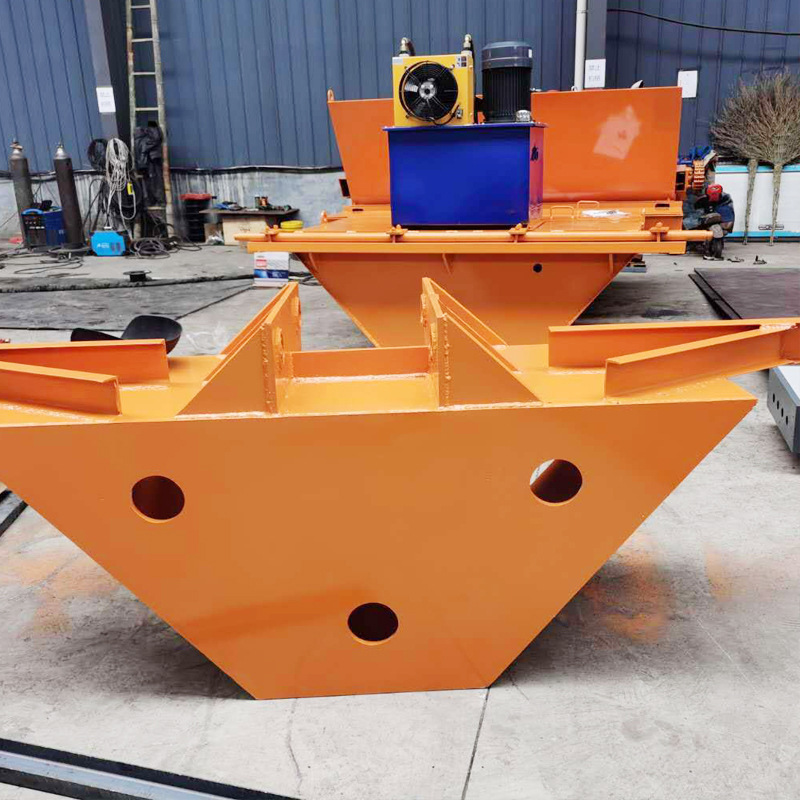 u型槽水渠成型机 农田灌溉沟渠滑模机 现浇式混凝土渠道衬砌机