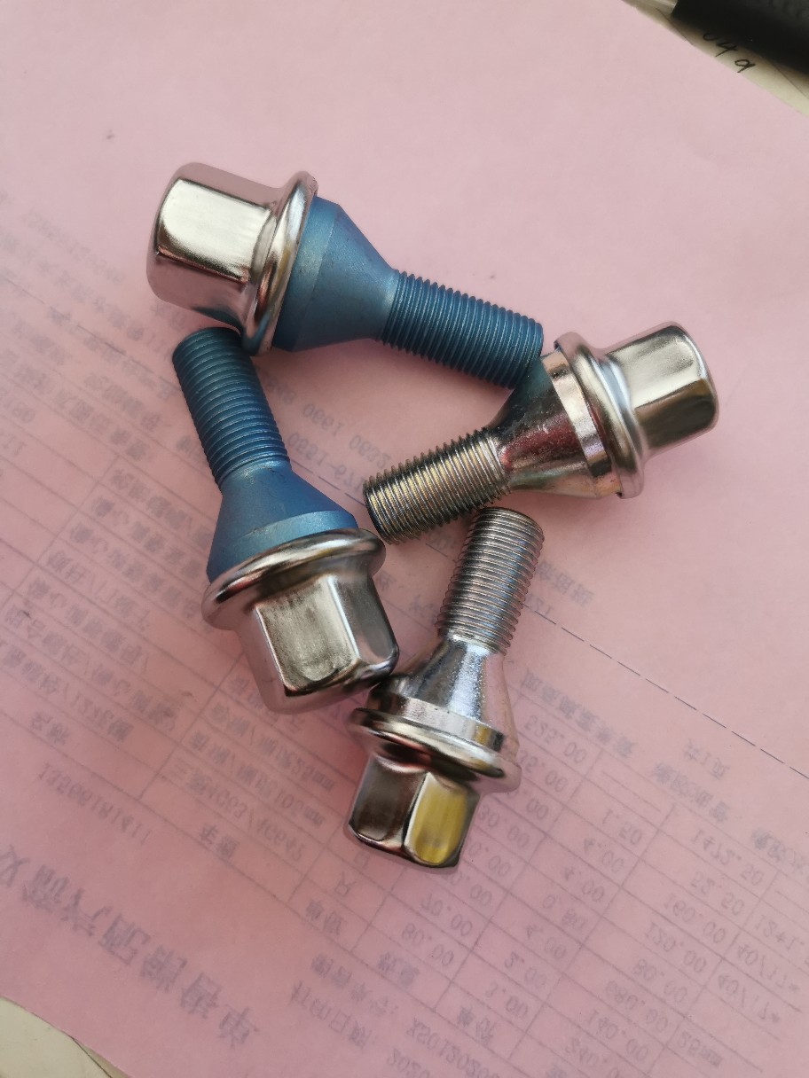 适用jeep自由光自由侠轮胎螺栓轮胎螺丝紧固轮胎固定车轮