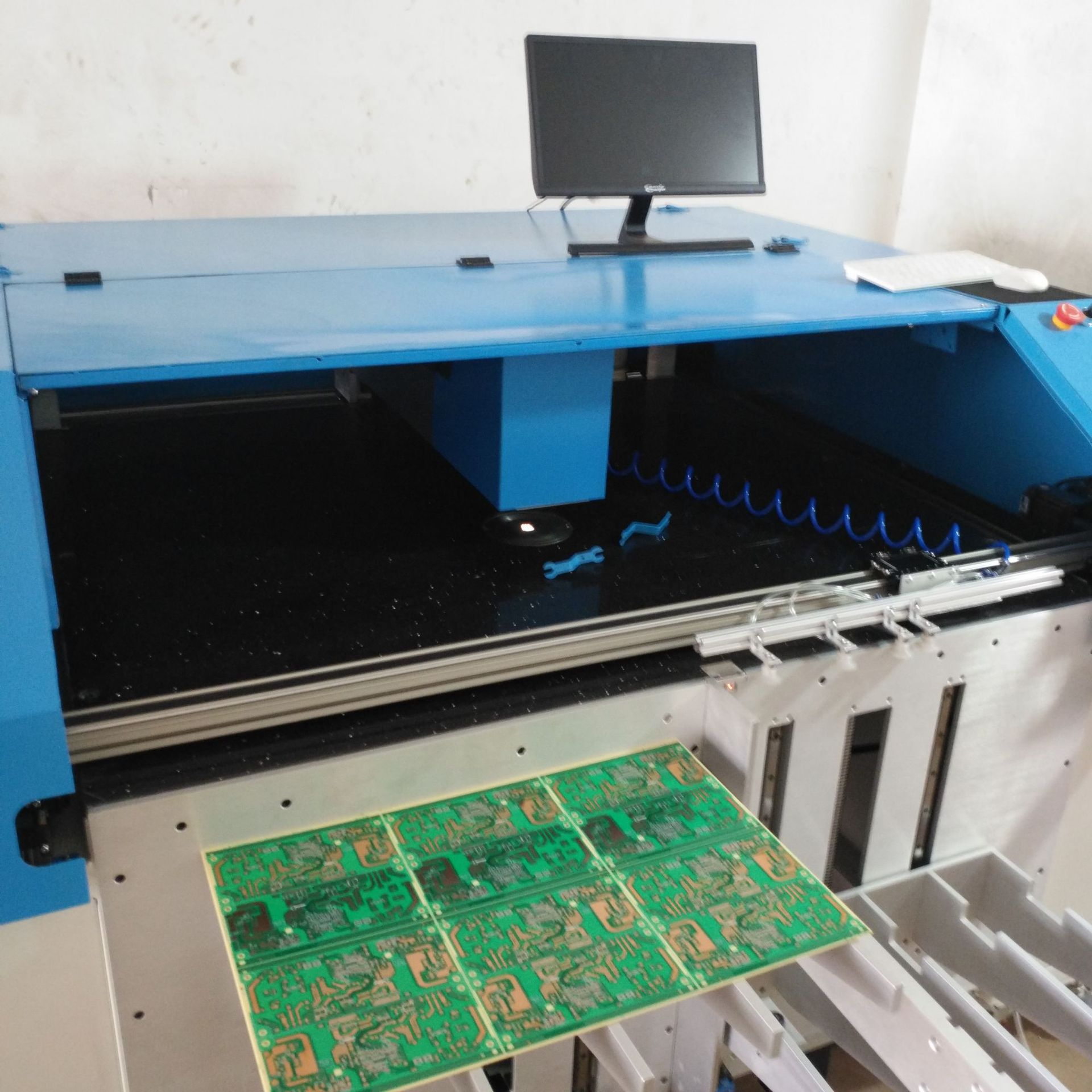 全自动铝基板打靶机pcb钻孔机ccd对位线路板自动上下料打孔机视频