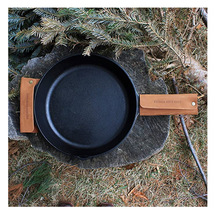 户外长椅手工牛皮铸铁手柄锅保护皮盖 适用于煎锅和锅子 可定制