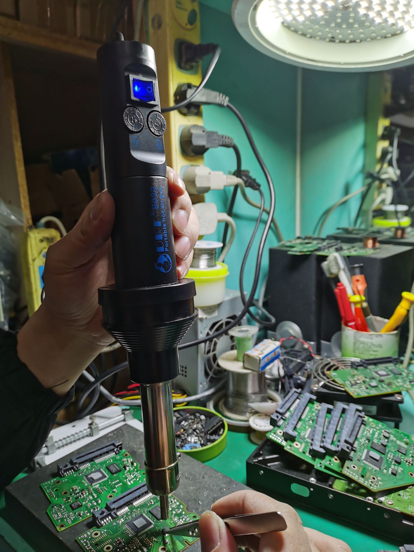 新款dkt-8032便携式热风枪 调温调速工业热风筒 ic芯片拆拆焊风枪