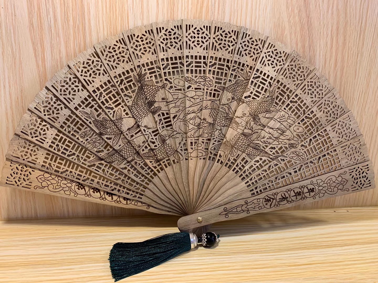 木扇子折扇镂空木质雕花金丝楠木中国风夏季折叠装饰工艺品摆件