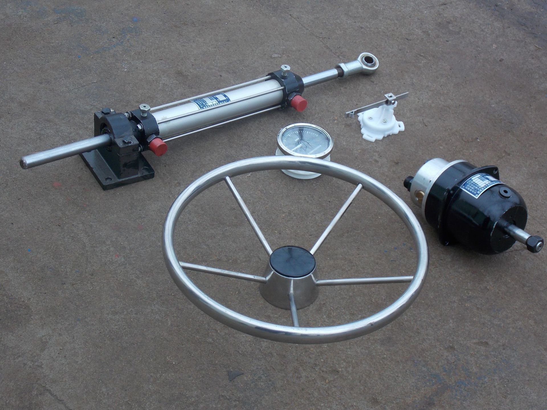 船用液压舵机手动电动操舵摆缸式渔船游艇中小型船舶用含液压油管