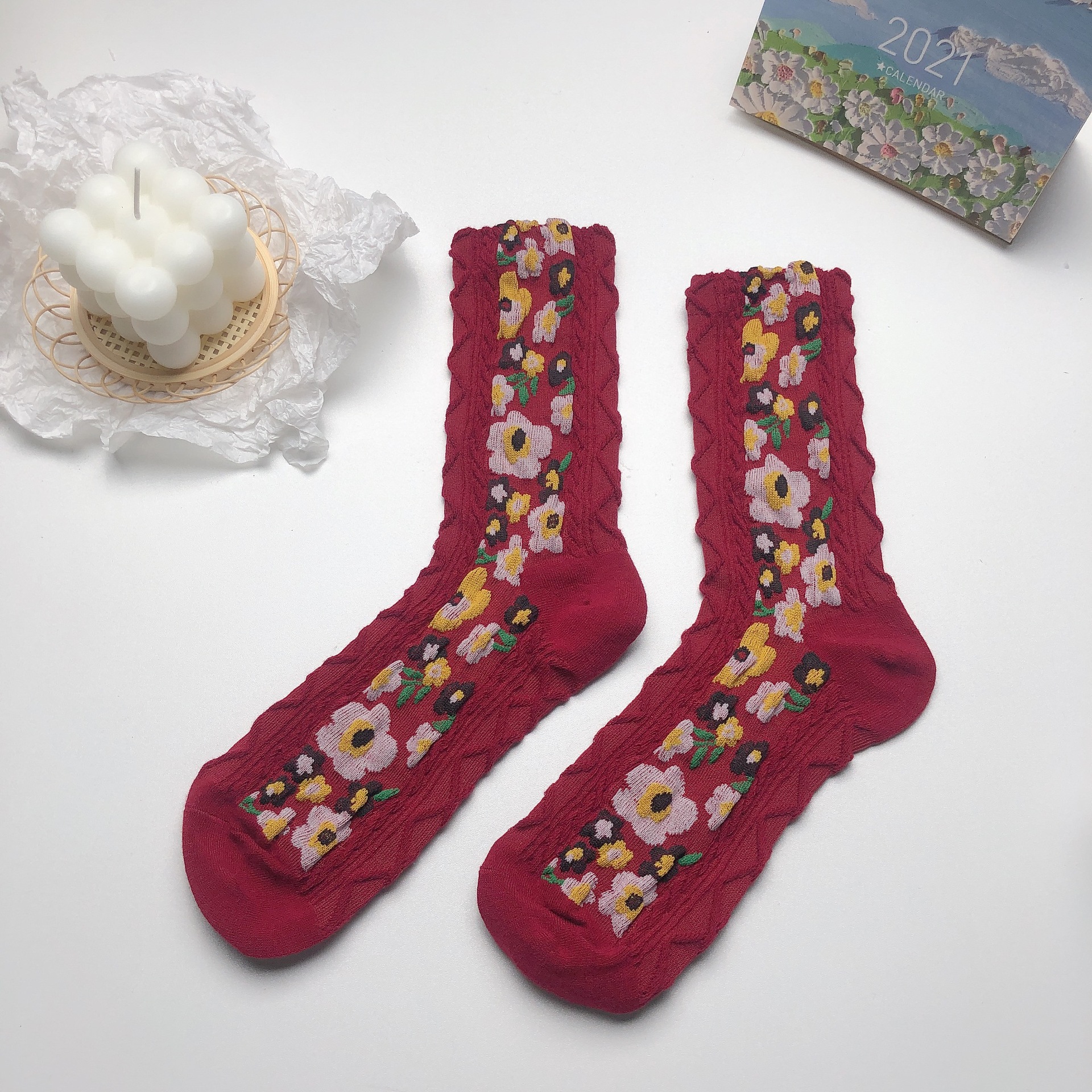 韩国复古花朵袜子日系甜美泫雅风浮雕小花螺纹文艺中筒袜长袜子女