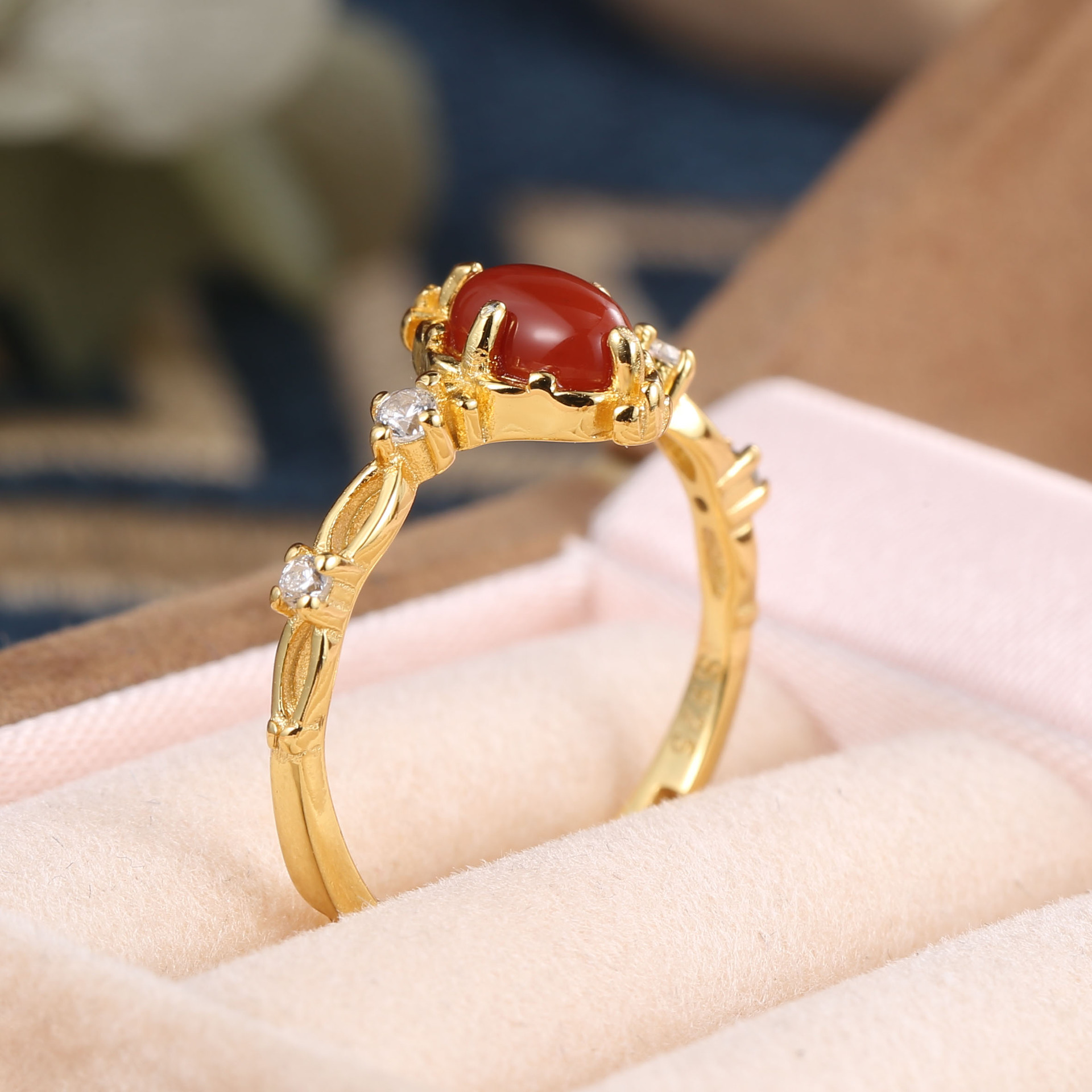 925纯银南红玛瑙戒指椭圆满色满肉柿子镶钻爆款原创设计新款跨进