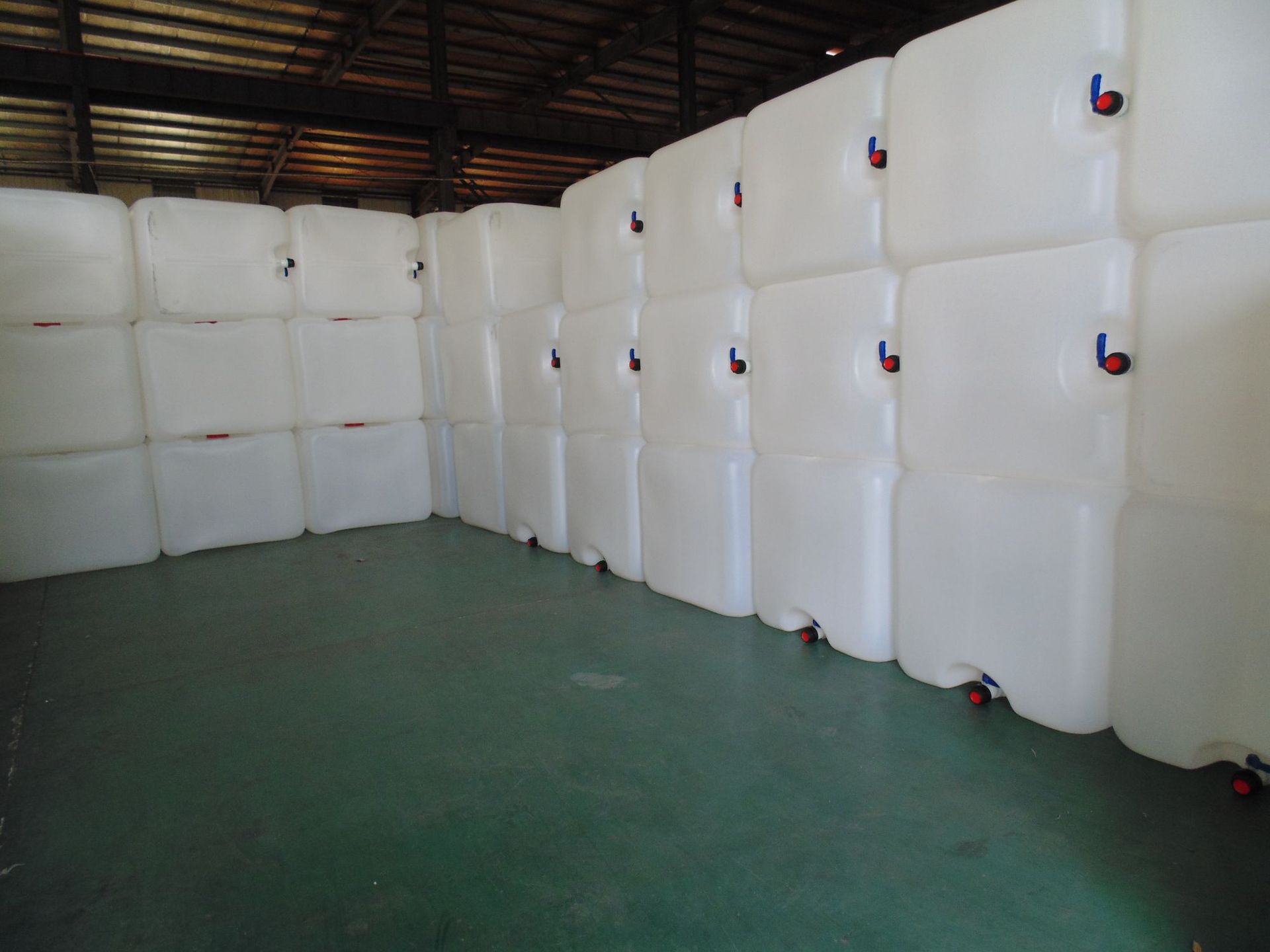 全新食品级塑料吨桶ibc集装桶1000l化工水箱塑胶容器罐厂家批发