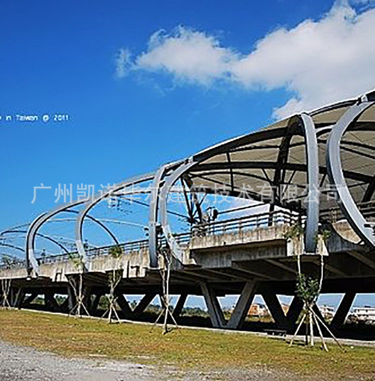 供台火车站膜结构站台 开放式建筑 透光遮阳遮雨现代前卫建筑设计