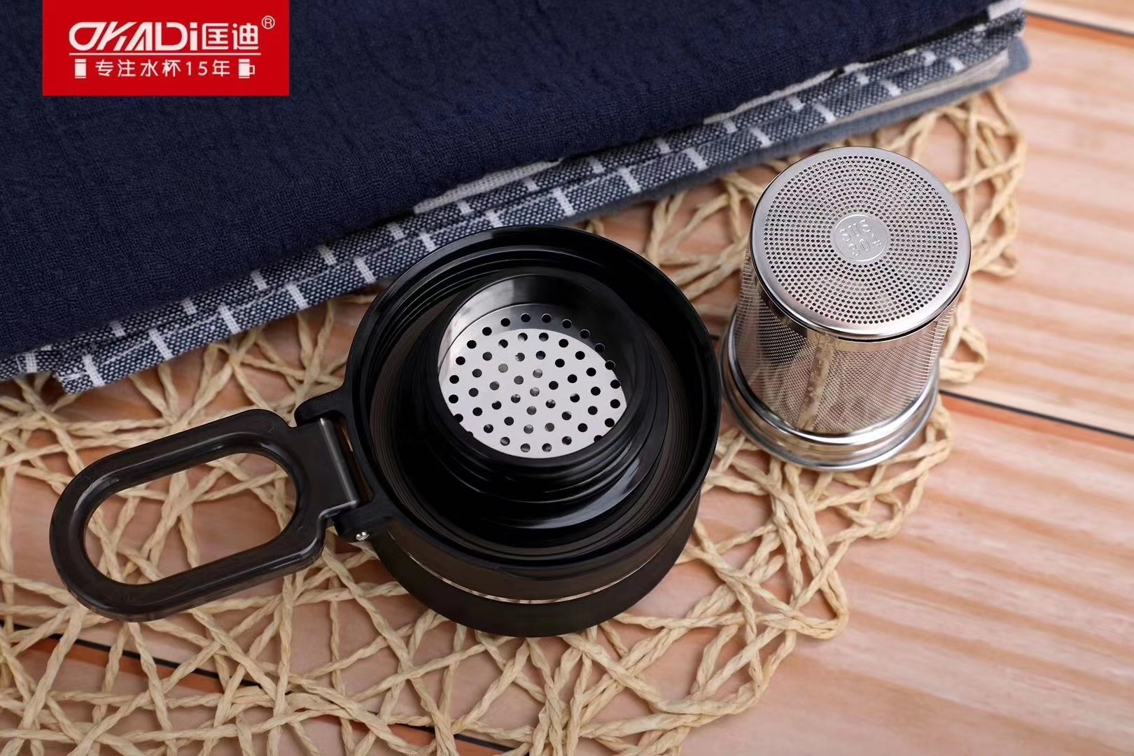 新款匡迪茶水分离双层吊带玻璃杯便携商务车载泡茶杯批发定制logo