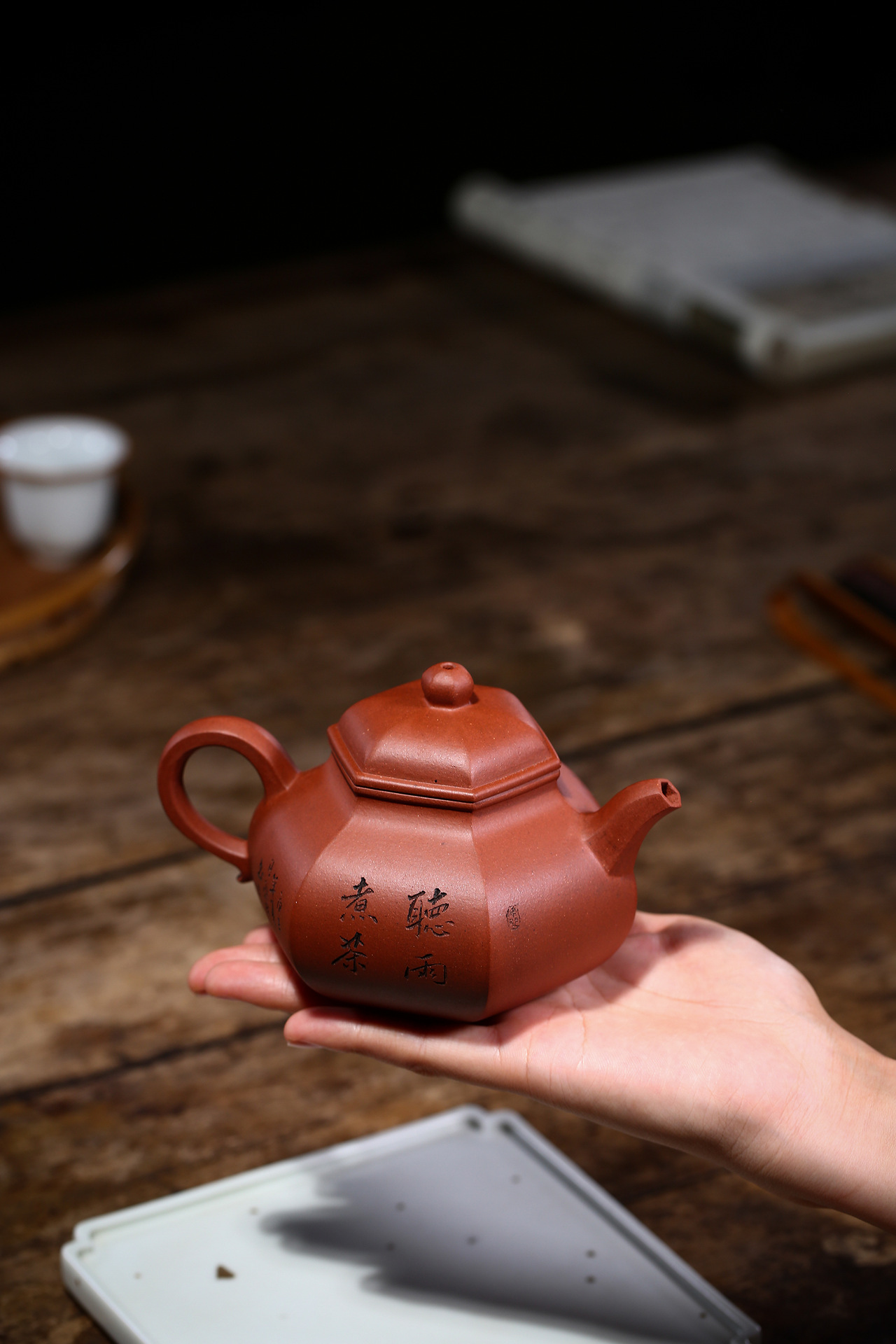 爆款宜兴全手工紫砂壶茶具原矿底槽清泥刻绘六方容天壶批发代理