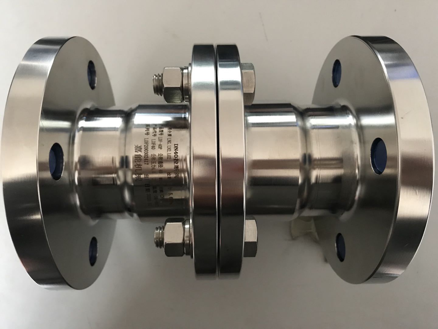 山东jn-197低温lng拉断阀安装方法