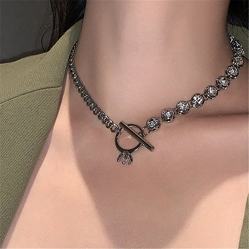 Stainless Steel White Moonlight Necklace Opal Stitching Chain Necklace Light Luxury Minority Design Sense Necklace Summer
