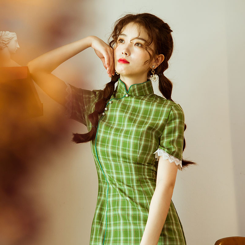 2020新款实拍现货绿色修身年轻款传统文艺复古气质格子旗袍