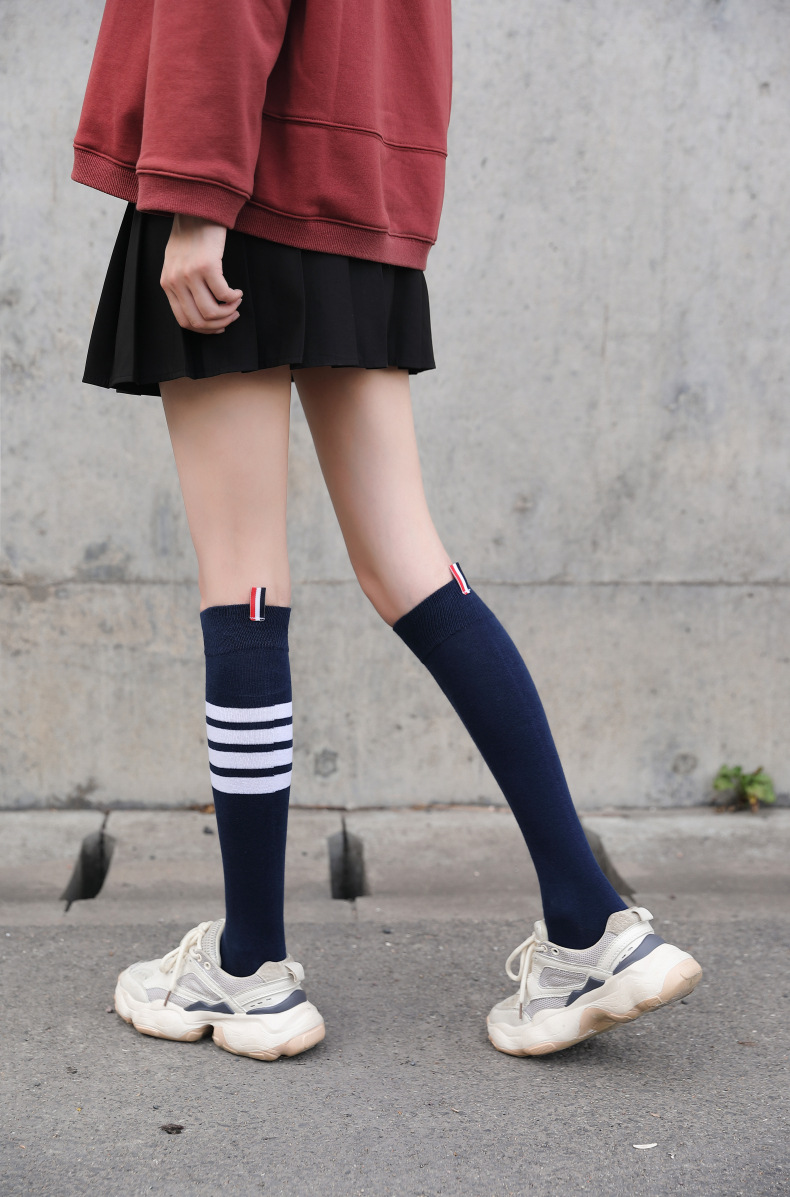 全棉网红袜日韩学院风及膝小腿袜 潮流左右款少女条纹订标中筒袜