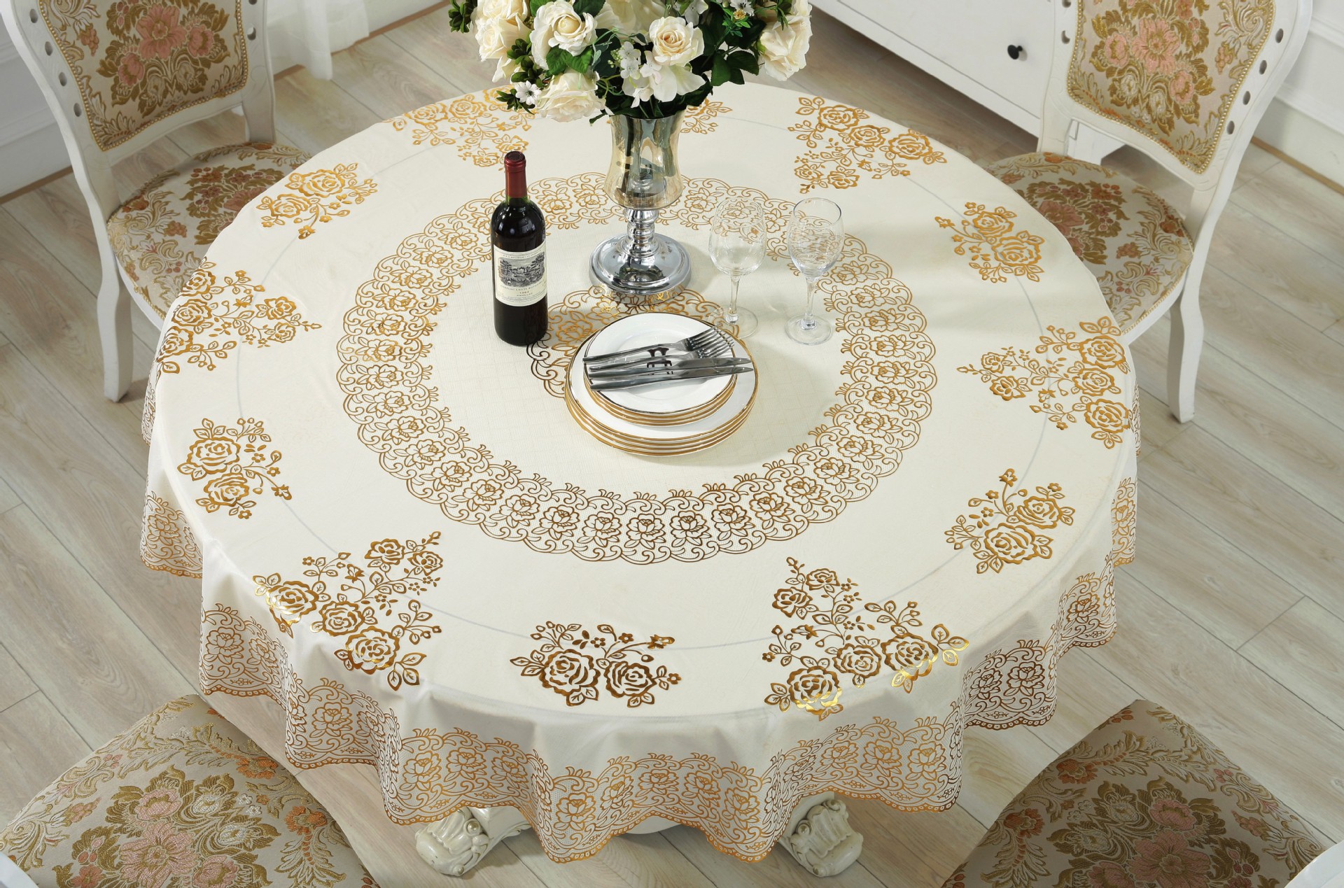厂家直销欧式烫金pvc圆桌布家用防水防油免洗台布酒店塑料餐桌布