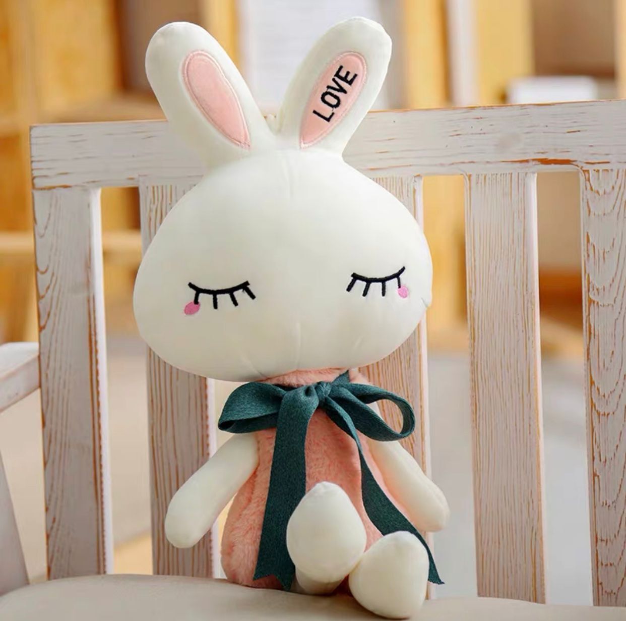 可爱love兔公仔毛绒玩具儿童玩偶抱枕舒适柔软可爱女孩生日礼物