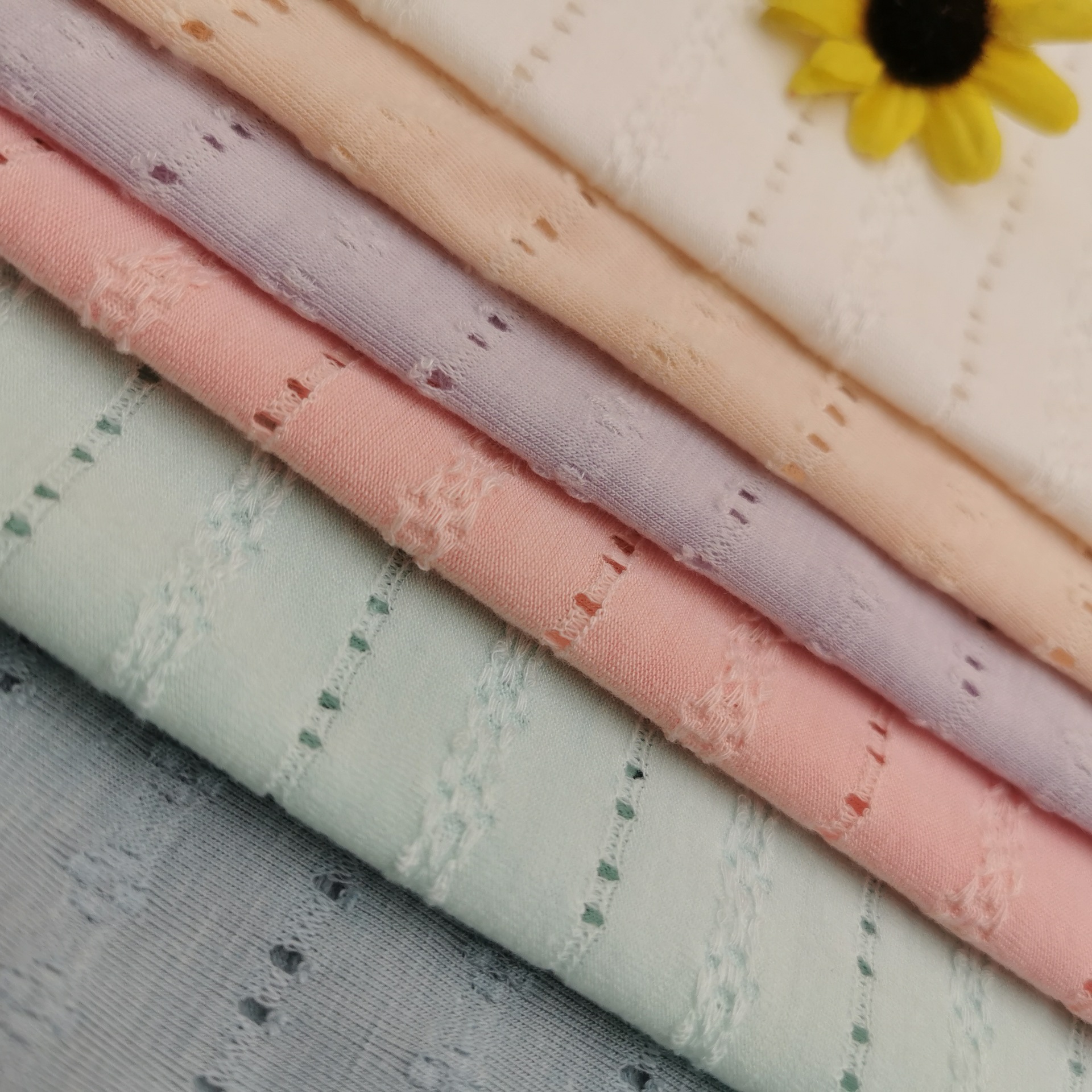 厂家直销现货tr镂空菱行螺纹网眼提花时尚弹力防蚊裤女装针织面料