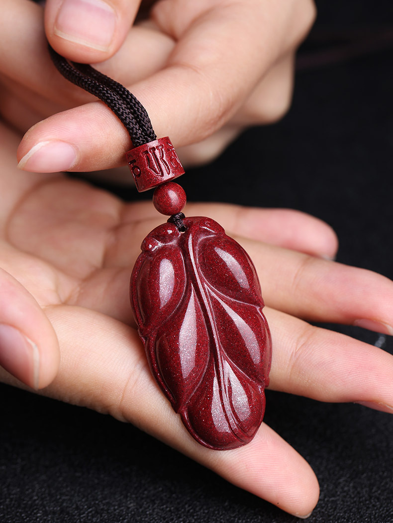 天然朱砂吊坠叶子形状高含量紫砂帝王砂本命年饰品男女情侣项链