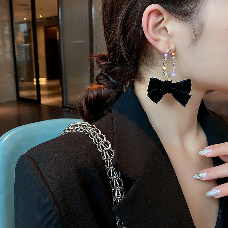 银针黑色蝴蝶结耳环韩国小众气质秋冬网红耳饰2020年新款潮耳坠女