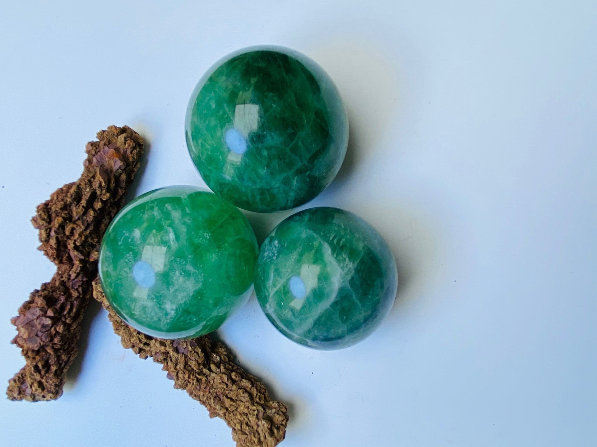 批发天然萤石 水晶球 绿萤石球 七彩萤石球 工艺品摆件