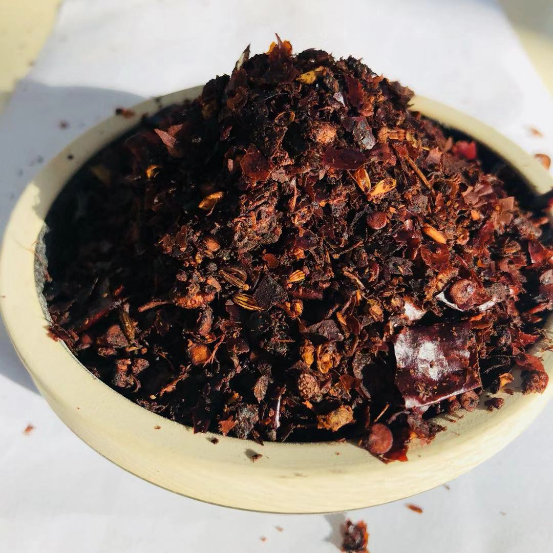 高脂肪辣椒油渣 发酵辣椒粕蛋鸡饲料添加剂原料量大价优