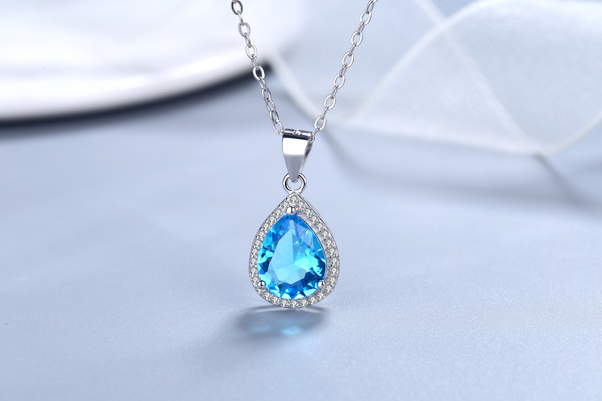 海洋之心项链海蓝锆石s925银吊坠水滴项链锁骨链韩版送女生轻奢