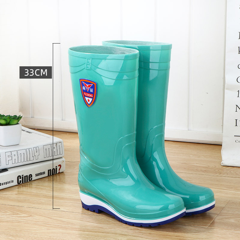 2023 New Knee-High Rain Boots Women's Korean Fashion PVC Water Shoes Non-Slip Comfortable Labor Protection Rubber Shoes Rain Boots Wholesale