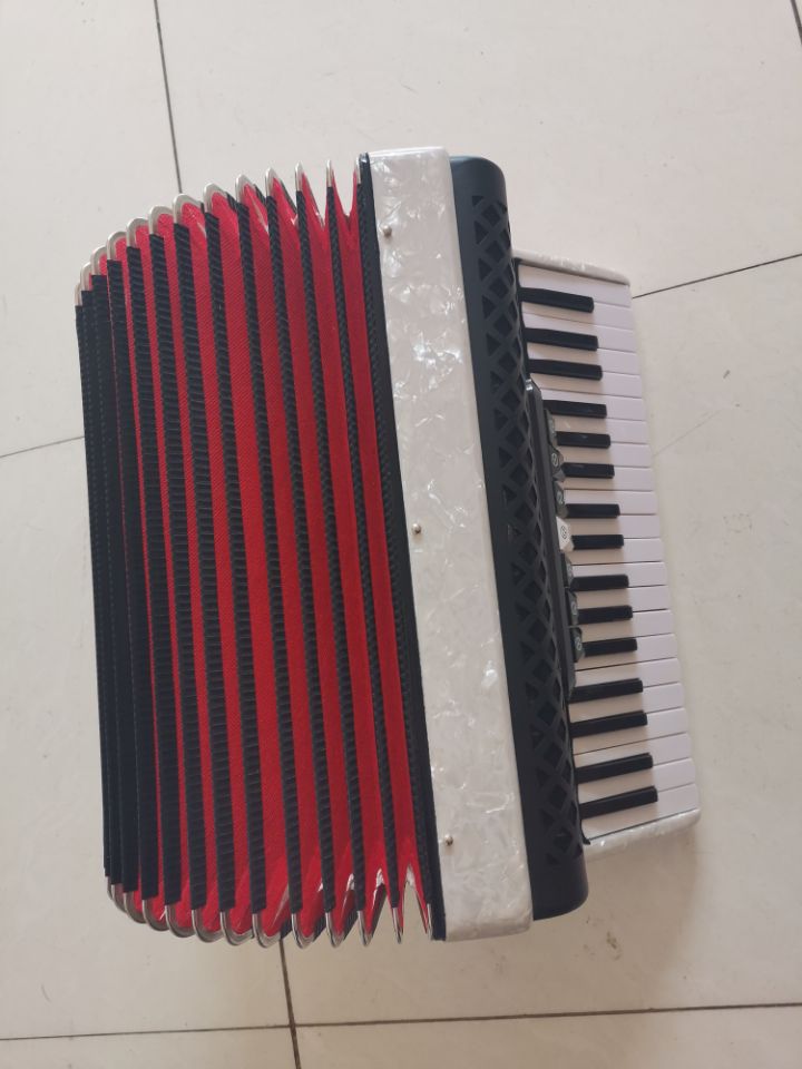 手风琴乐器96贝司 120贝斯三排簧手风琴 专业演奏初学