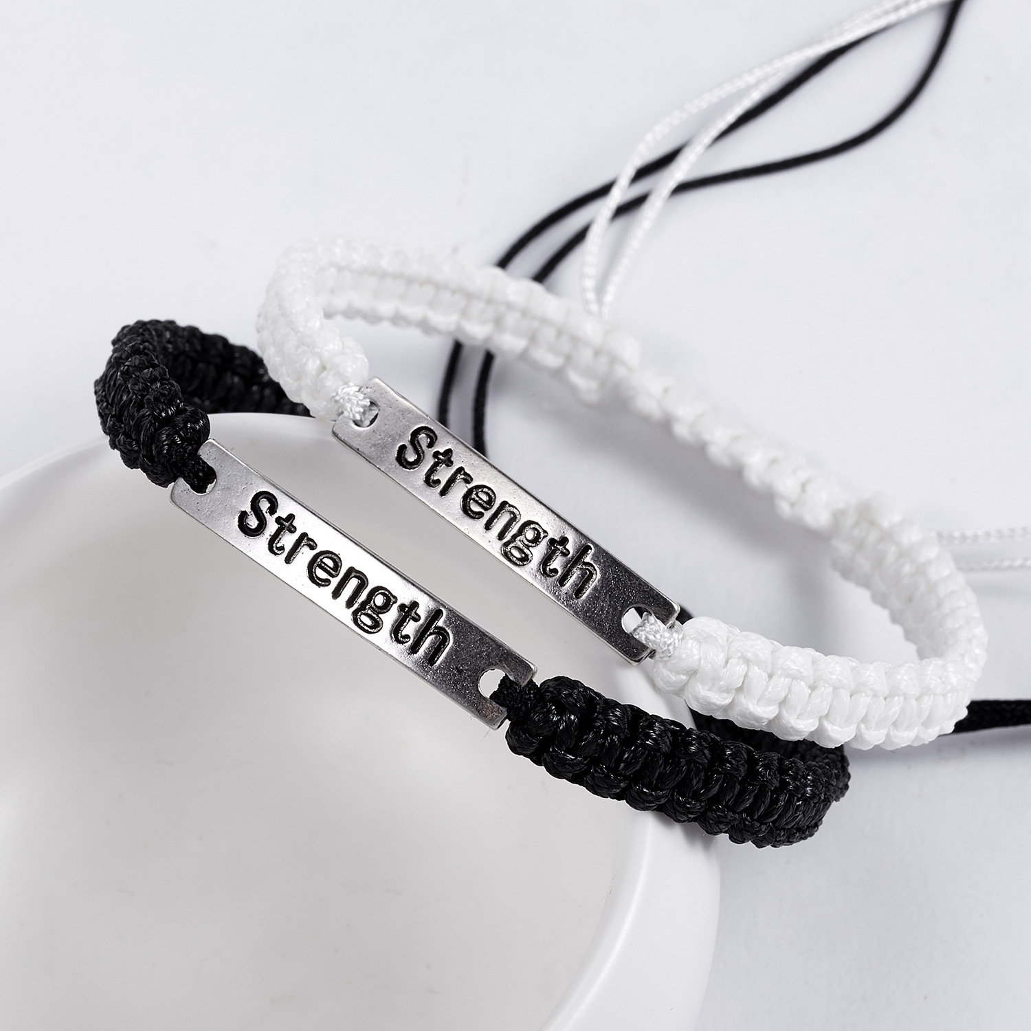 速卖通热销新款手工编织手链黑白一对装情侣手链时尚手绳现货批发