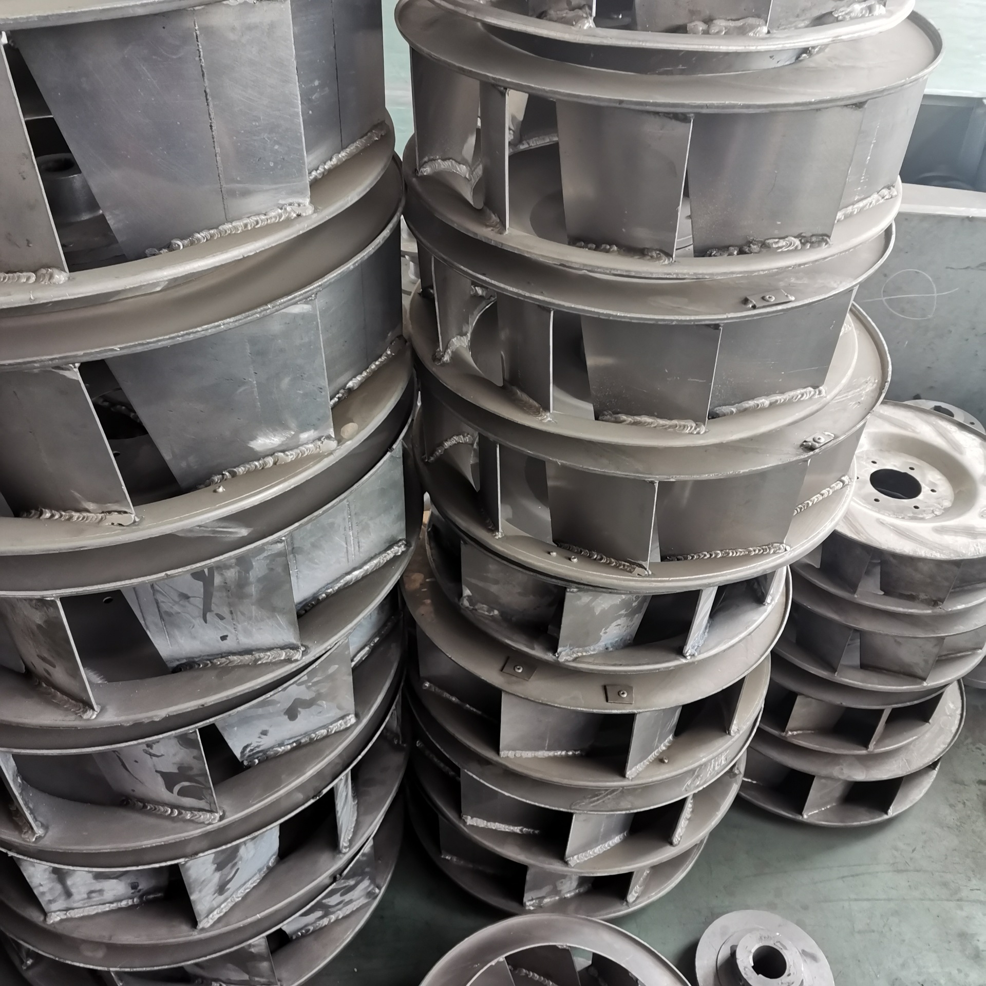 定制 铝合金轮盘轮毂叶轮 高速空心风机叶轮 4-72模压铝合金叶轮