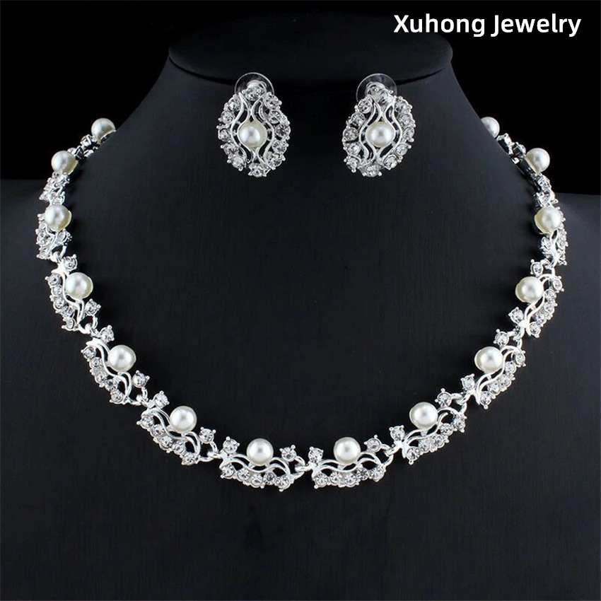 Europe and America Creative Bridal Jewelry Fashion All-Match Dignified Hollow Pearl Necklace Two-Piece Earrings Set in Stock Wholesale