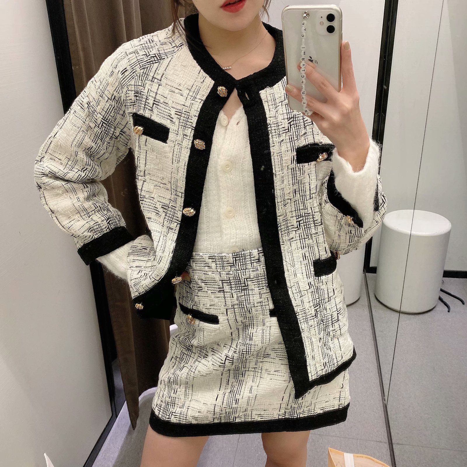 小香风气质名媛毛呢外套2020秋冬季新款女式上衣女装y19-1943