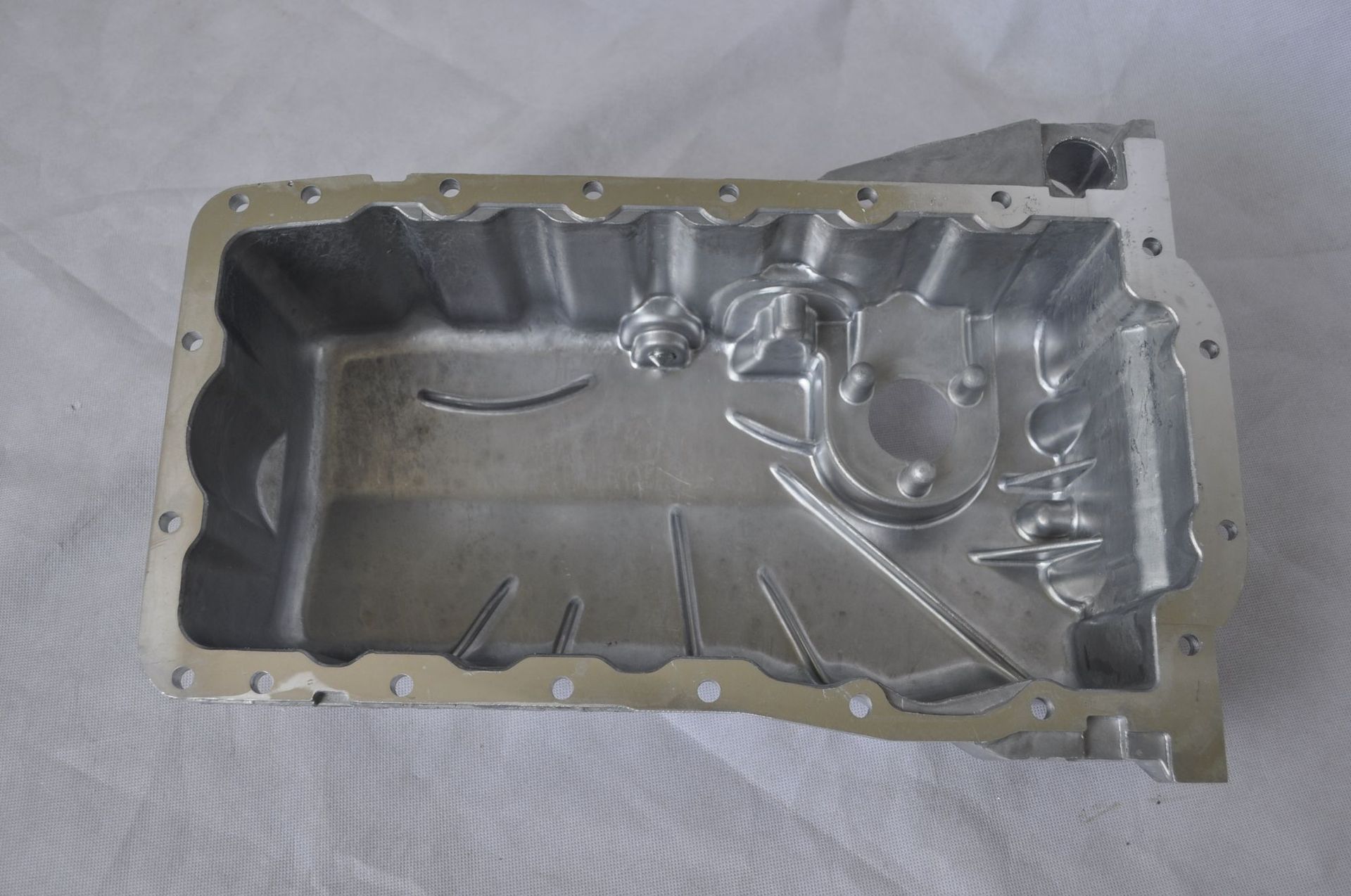 油底壳,038103603l 038103601l